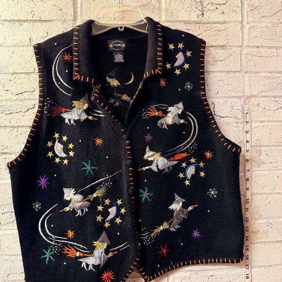 Witch Broom Halloween Designer Studio Originals  Sweater Vest – Size 2X – Black - Picture 1 of 9